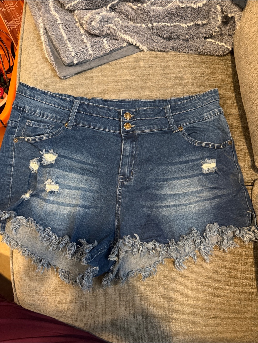 SHEIN Distressed Frayed Hem Denim Shorts - Blue